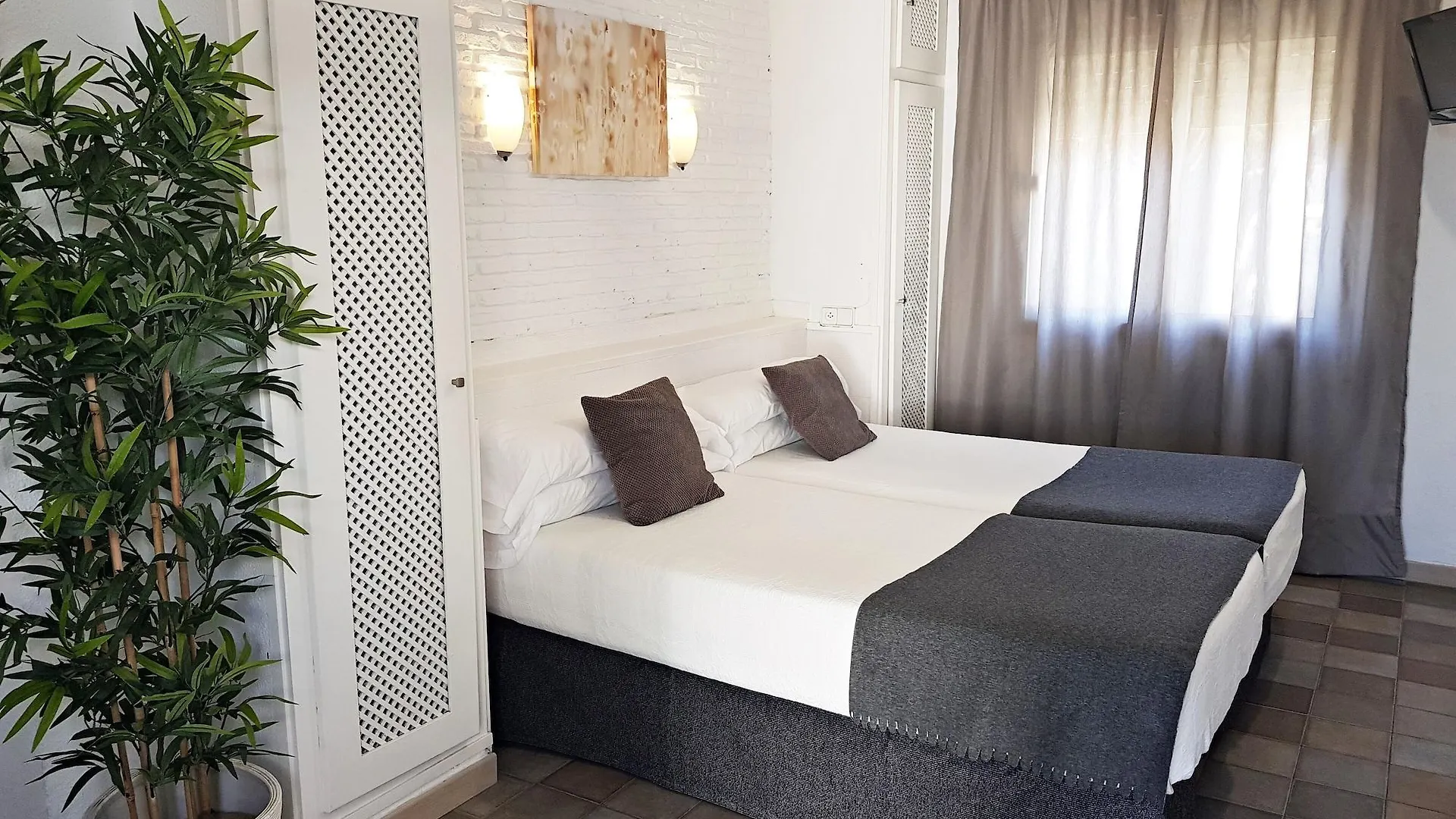 Campomar Playa Hotel El Puerto de Santa Maria 3*,  Spain